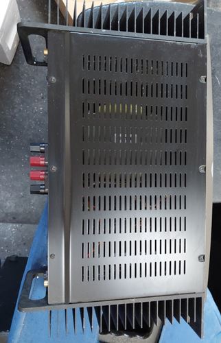 Alesis-RA500 studio monitor amp